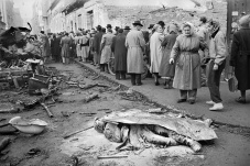 ERICH LESSING - Der Photograph im Rückspiegel