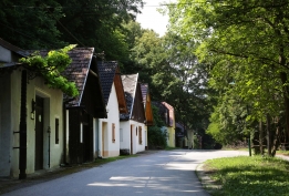 AHRENBERGER KELLERGASSE