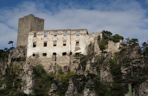 Burgruine Rauhenstein