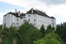 Schloss & Meierhof Leiben