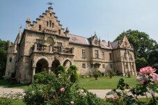 Schloss Wolfsthal