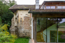 Ehemalige Allerheiligenkirche Strass