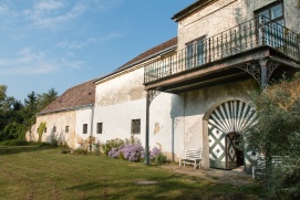 Schloss Niederfellabrunn