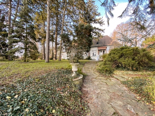 Einfamilienhaus mit Garten - Atzenbrugg
