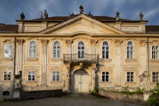 Schloss Heiligenkreuz-Gutenbrunn