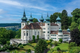 Imperiales Schloss Artstetten mit privatem Natur-Schlosspark