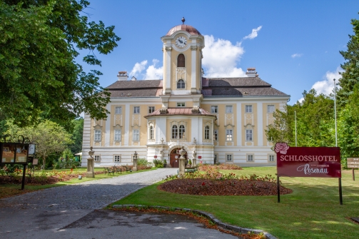 Schlosshotel Rosenau