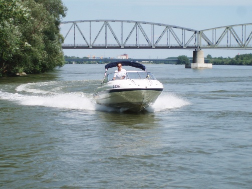 Motorboottaxi Wachau